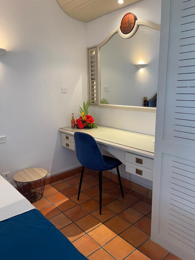Appartement Vue Mer A 2 Minutes A Pied Des Plages Tartane 拉特里尼泰 外观 照片