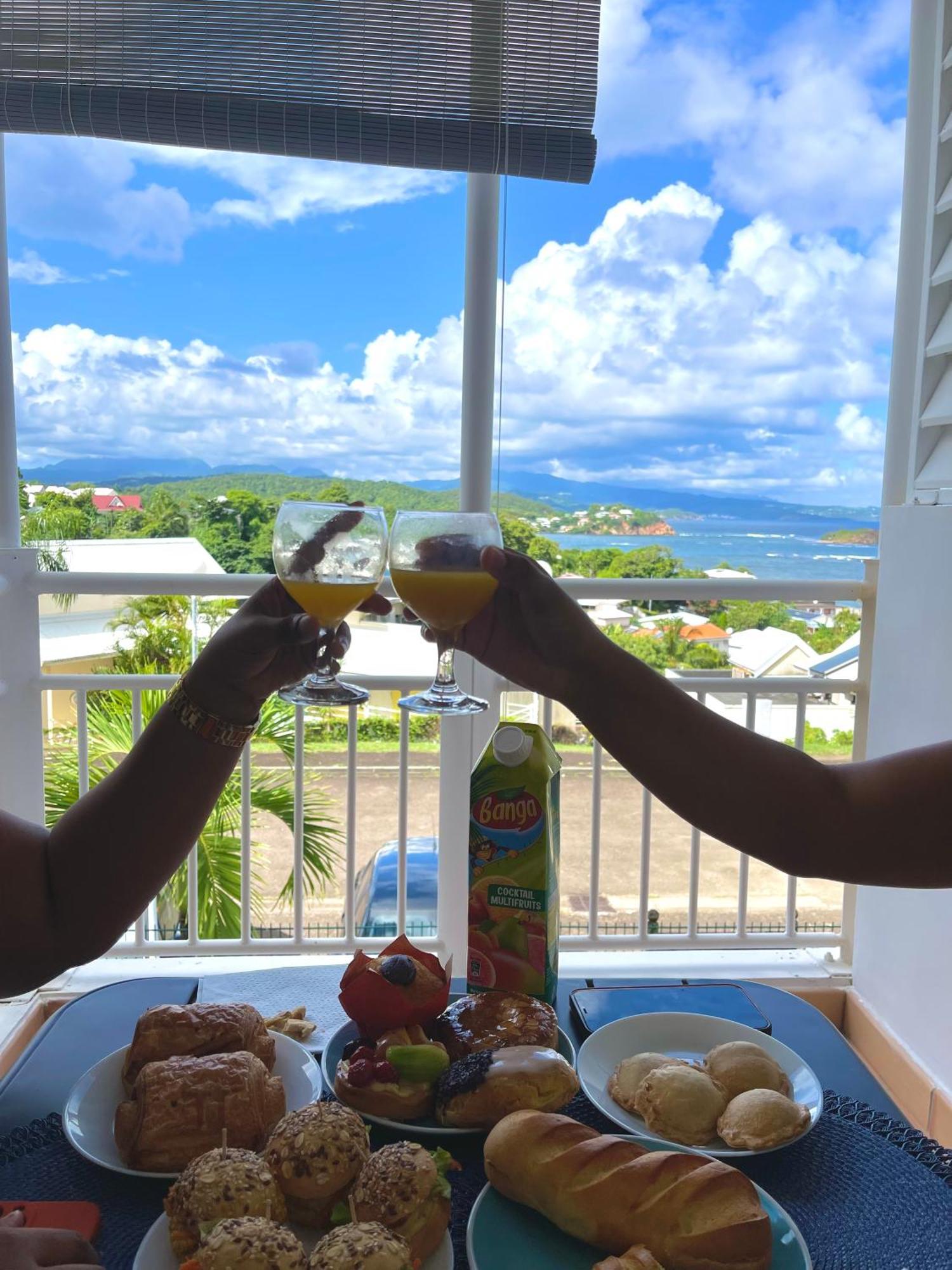 Appartement Vue Mer A 2 Minutes A Pied Des Plages Tartane 拉特里尼泰 外观 照片
